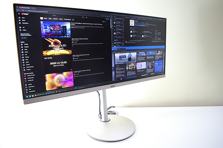 Monitor panned sideways