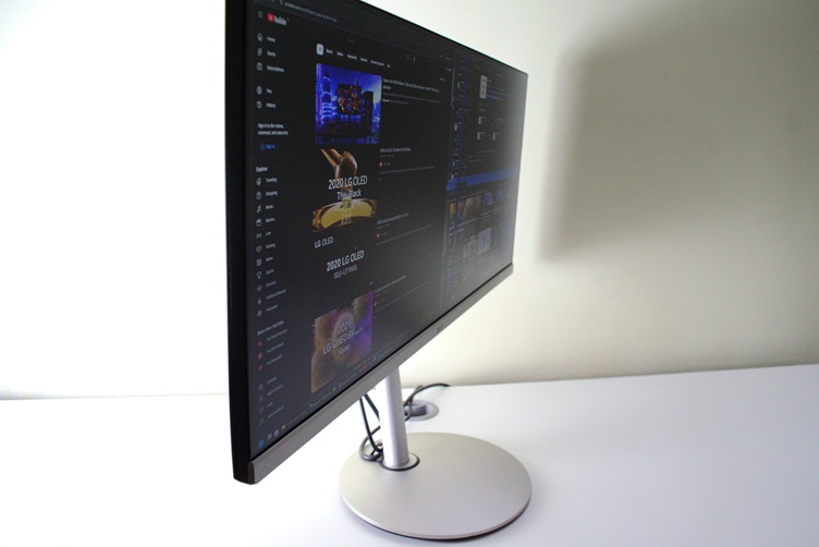 Monitor tilted
