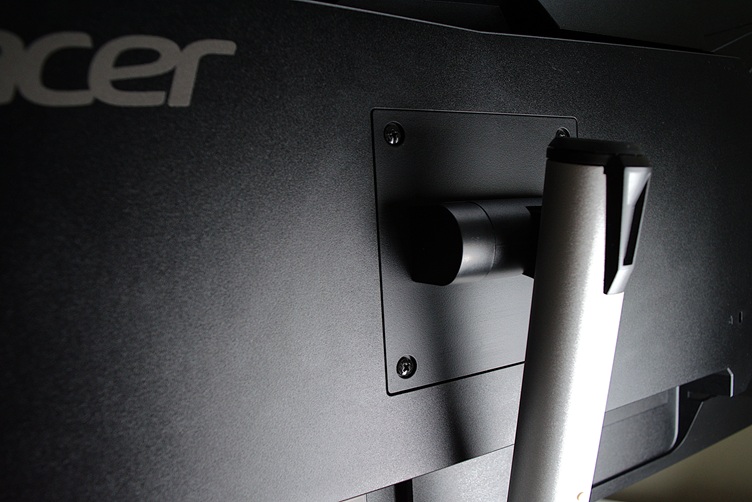 Tiltable VESA mount in monitor