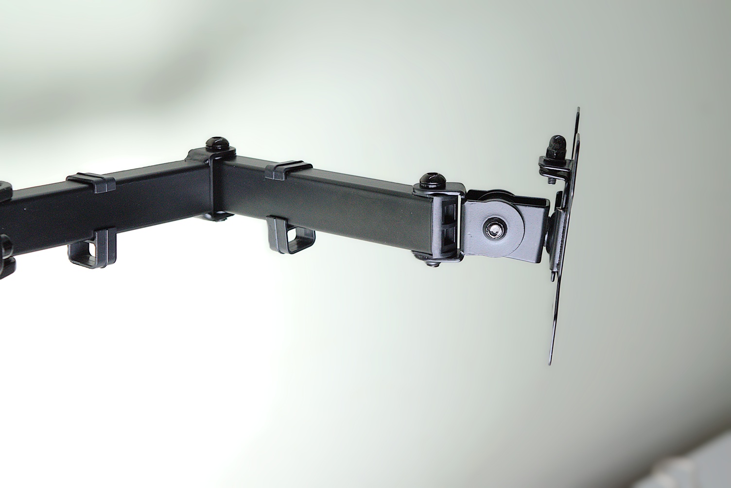 VESA plate panned at positive forty five degrees